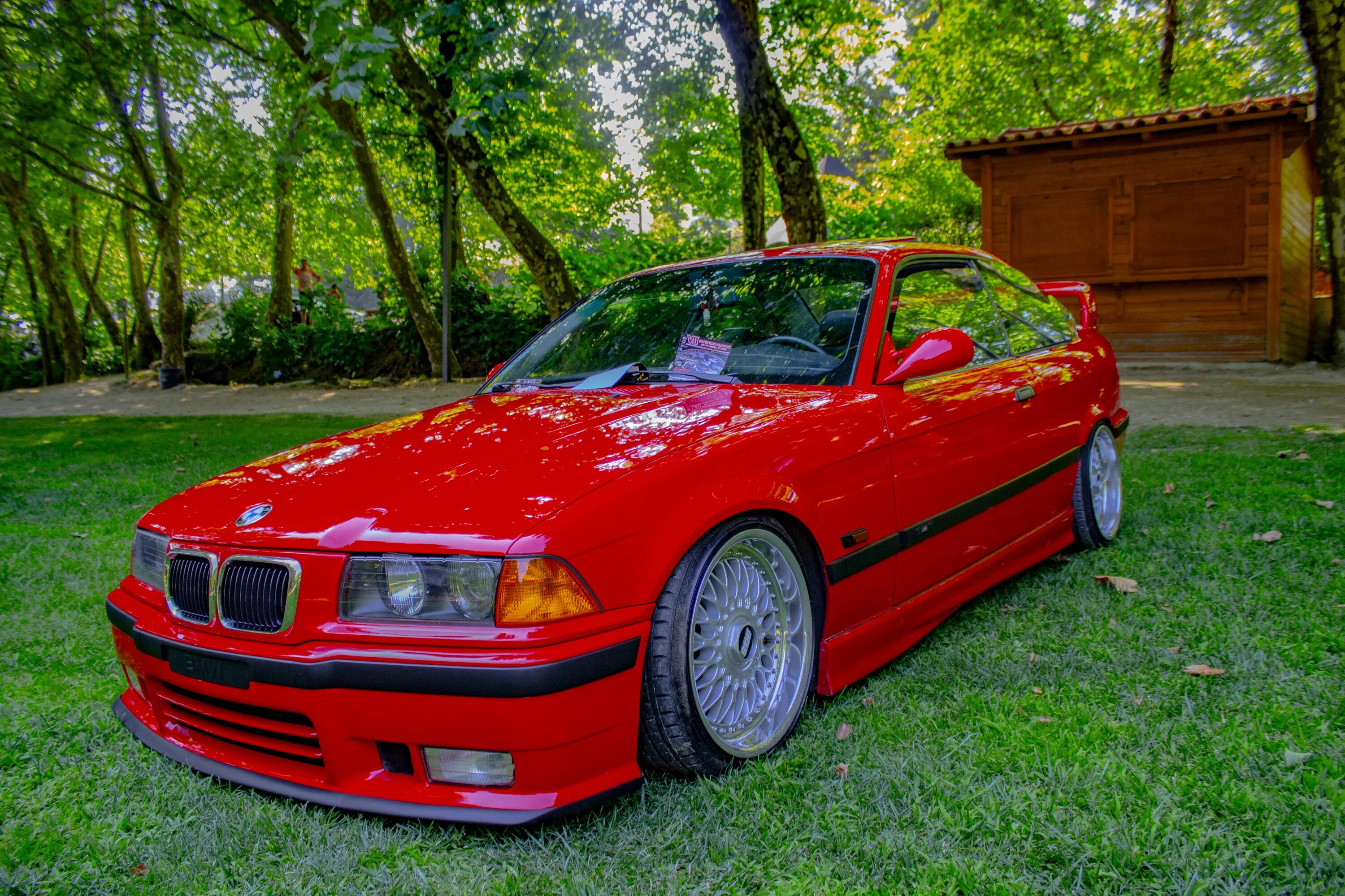 БМВ е36. BMW e36 Red. БМВ е36 красная. БМВ е36 купе красная. Блоки бмв е36