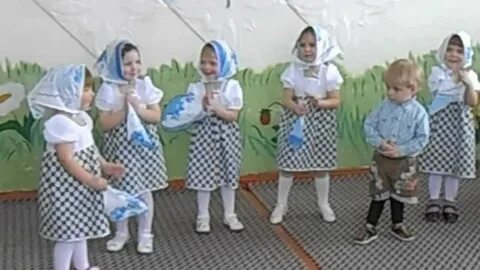 Танец матрешек в детском саду в младшей