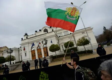 Правительство пало