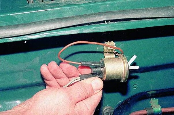 Не работает экономайзер 2107. Эпхх змз 402. клапан эпхх газ 3110. клапан эпхх ваз 2107. клапан экономайзера ваз 2107 инжектор.