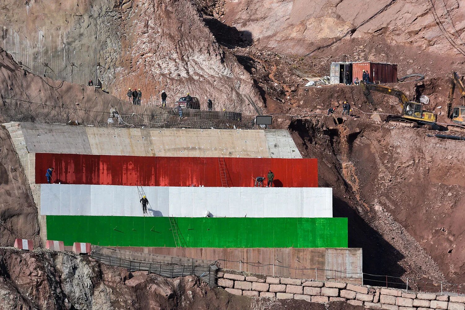 Рогунская гэс 2021. Таджикистанский гэс рогун. Рогунский гэс в таджикистане. Рогунский гэс в таджикистане. Рогунскую гэс.