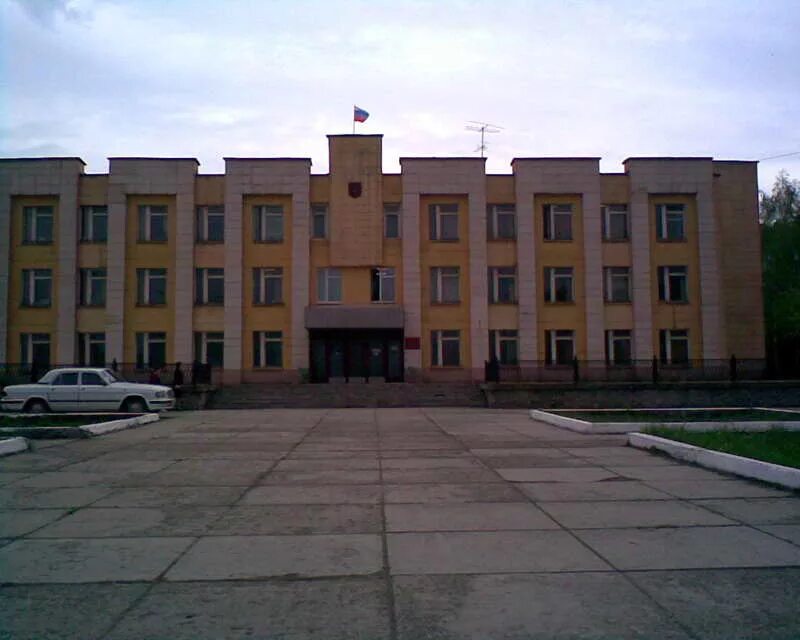 Тагил тагилстроевский. Тагилстроевский район. Тагил тагилстроевский. Тагилстроевский район нижний тагил. Суд тагилстроевского района нижний тагил.