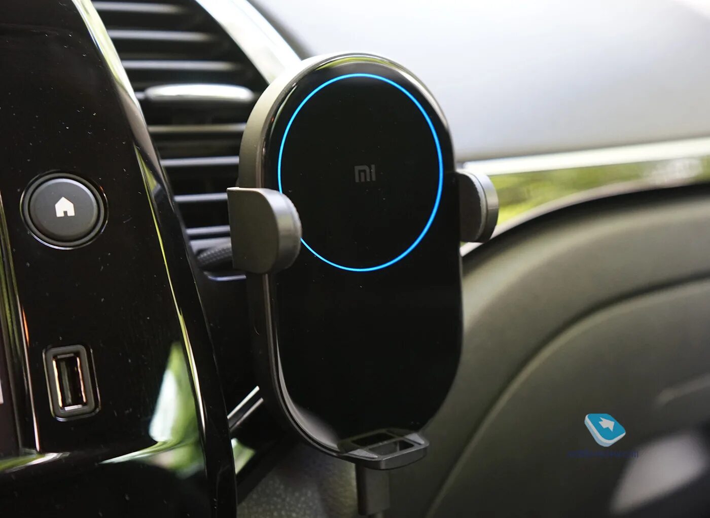 Xiaomi Wireless car Charger 20w. Mi 20w Wireless car Charger. Xiaomi mi 20w Wireless car Charger (wcj02zm). Xiaomi mi 20w Wireless car Charger Xiaomi.