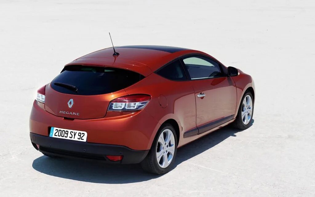 Рено Меган 3 купе. Renault Megane 3 хэтчбек. Renault Megane 3 Coupe. Рено Меган хэтчбек купе.