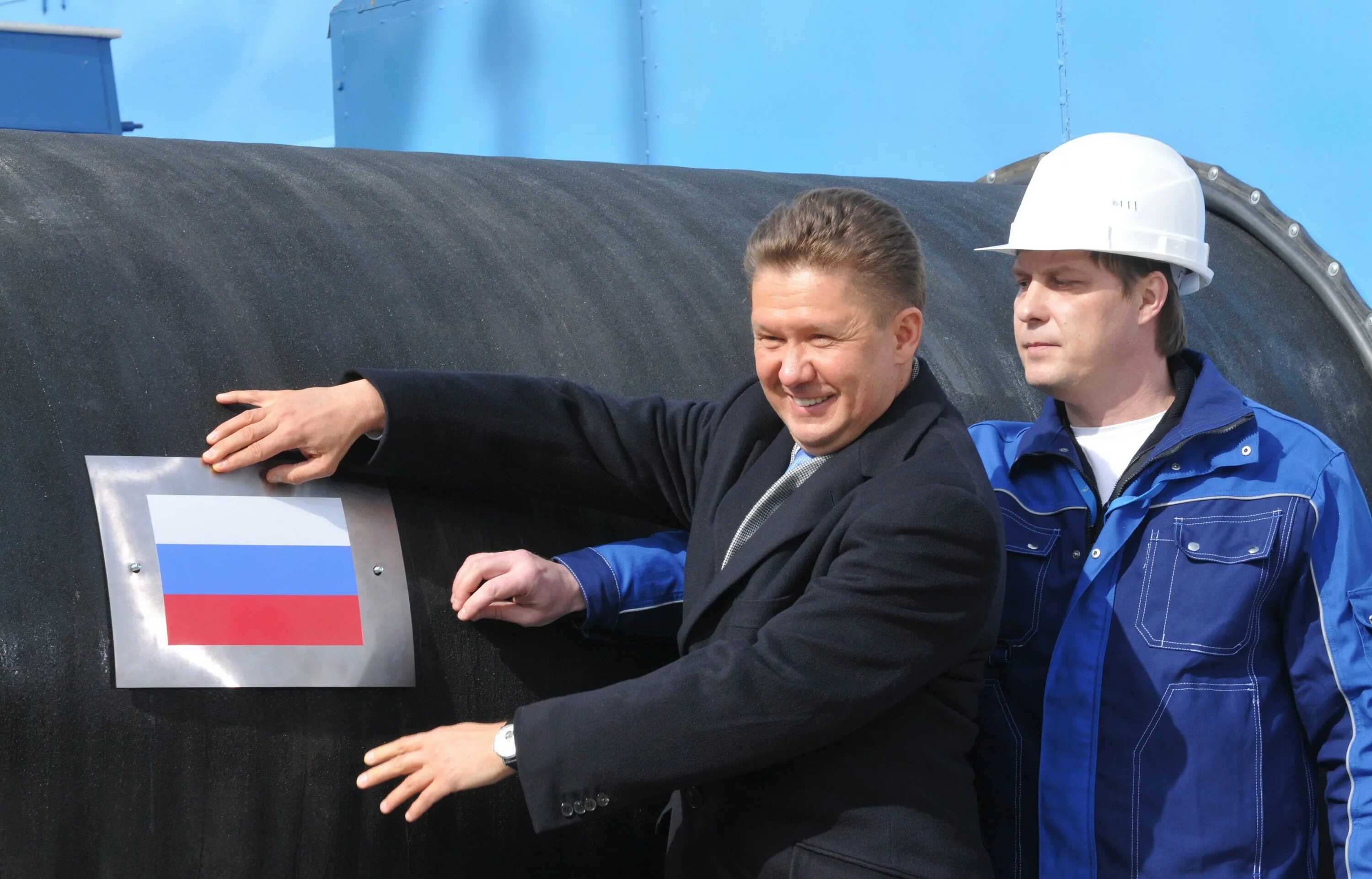 Компания арети. Газпромнефть заполярье ен яхинское. Логотипы нефтяных компаний. Усть луга северный поток 2. Логотип заправки новый поток.