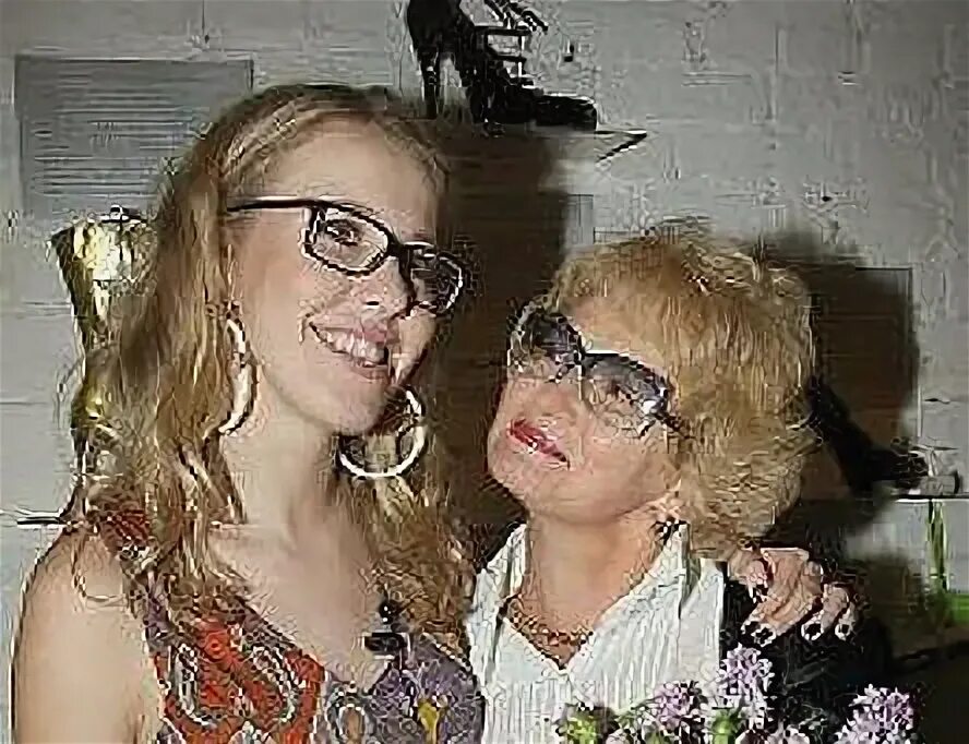 Собчак не родная дочь. Собчак не родная дочь. Собчак не родная дочь. Собчак не родная дочь. Отец нарусовой людмилы.