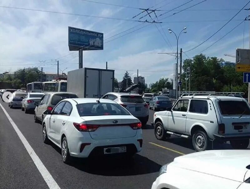 Краснодар мосты автобус. Пробки краснодар. северные мосты краснодар. северный пробки. реконструкция мостов пробки.