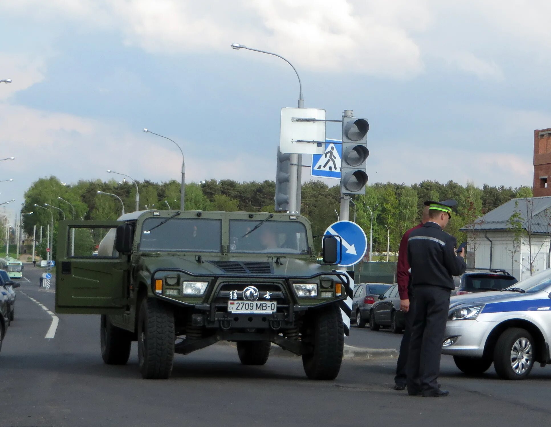 Dongfeng eq2050 mengshi 4x4. Dongfeng mengshi eq2050f. Dongfeng беларусь. Dongfeng беларусь. Dongfeng warrior хаммер.