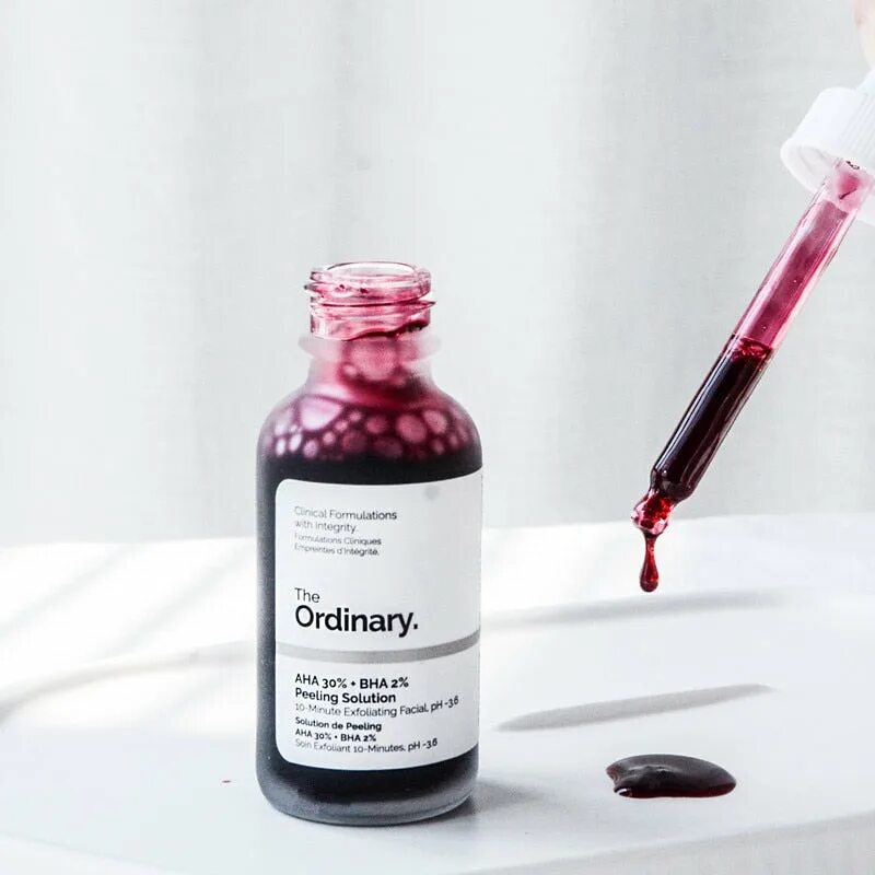 Ordinary кровавый пилинг. Сыворотка ординари aha 30%. сыворотка the ordinary aha 30% *bha 2%. пилинг the ordinary aha 30% + bha 2% peeling solution. ordinary сыворотка aha 30% + bha 2% peeling solution, 30 мл.