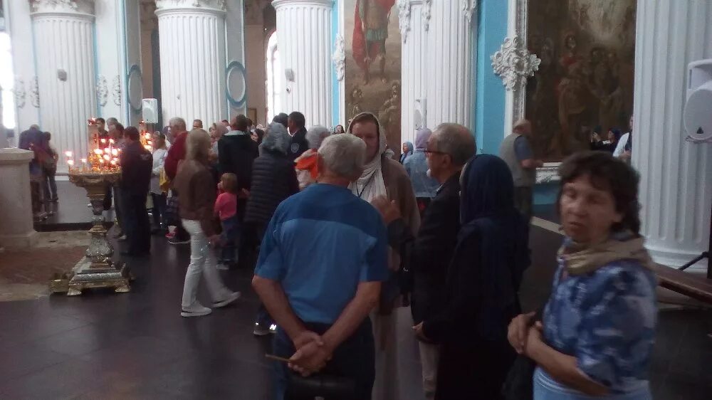 Экскурсовод сергиев посад. Экскурсовод сергиев посад. Антонюк сергиев посад. Экскурсия по сергиеву посаду экскурсовод. Сергиев посад экскурсовод.