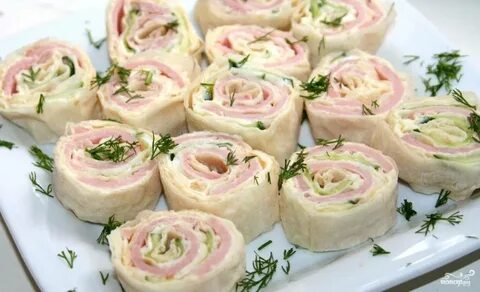 Рулетики с ветчиной и сыром в лаваше