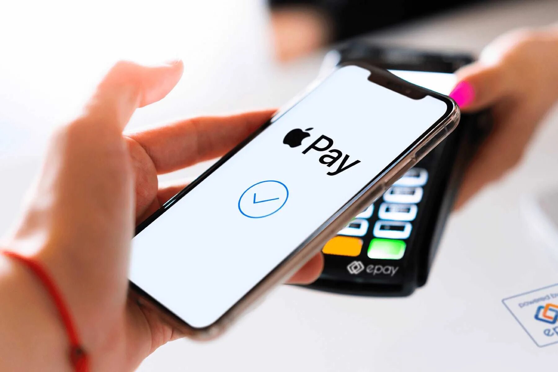 Как платить айфоном без apple pay. Как платить айфоном без apple pay