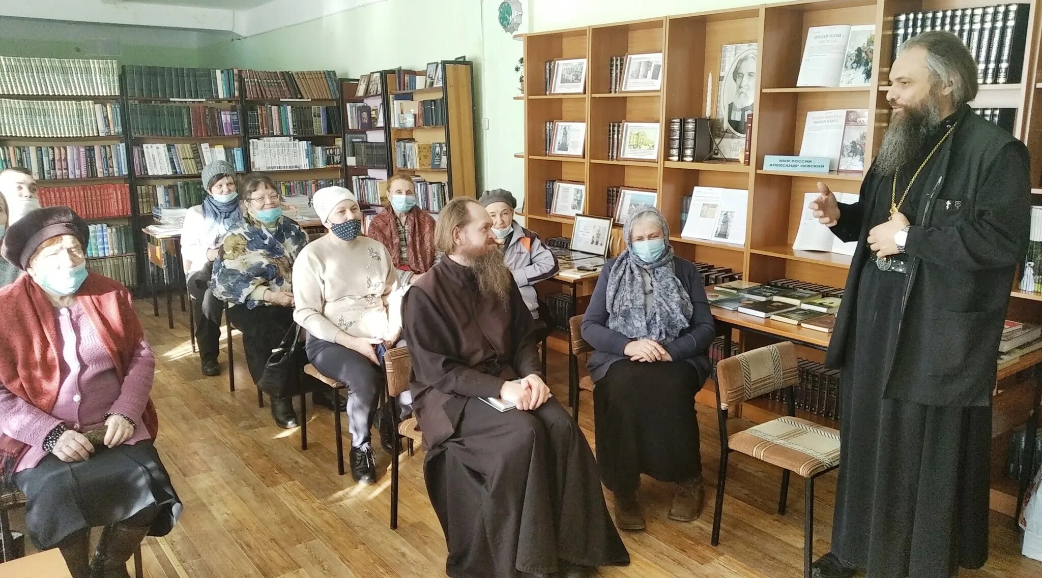 Православный родник. Живой Родник православной книги. Православный Родник Иваново. Выставка живой Родник Православия.