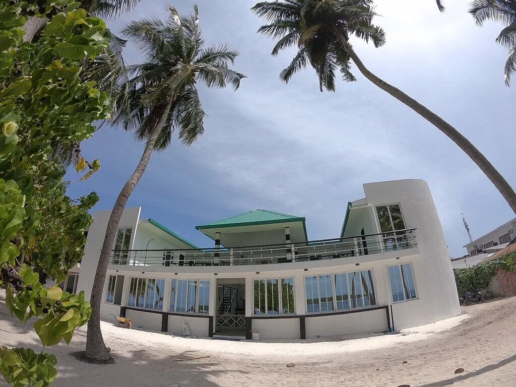 Dhonfulhafi beach view. Dhonfulhafi beach view & spa 4*. Мальдивы фото отелей. Dhonfulhafi beach view. Dhonfulhafi beach view & spa baa maalhos отель.