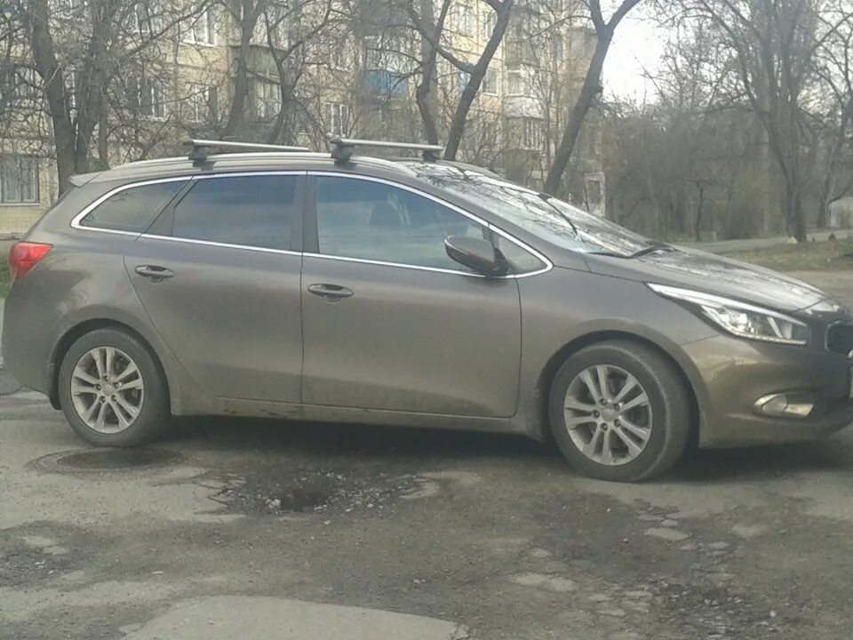 Kia Ceed SW 2022 бронза. Киа СИД SW Magnum 390. Kia Ceed SW клиренс. Kia Ceed SW JD клиренс. Клиренс киа сид универсал