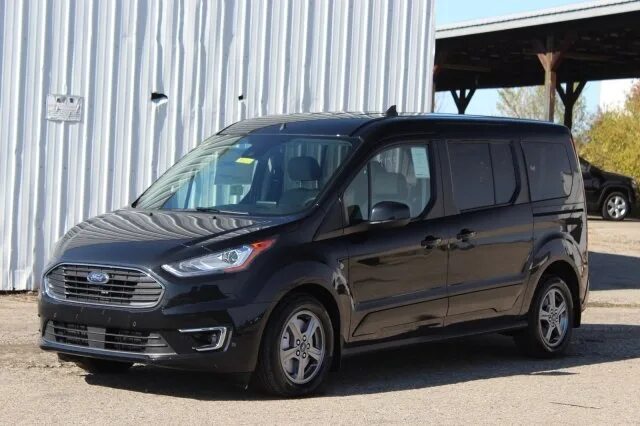 Ford Transit connect 2020. Форд Transit 2020. Ford Transit connect Titanium 2023. Ford Transit connect 2020 led.