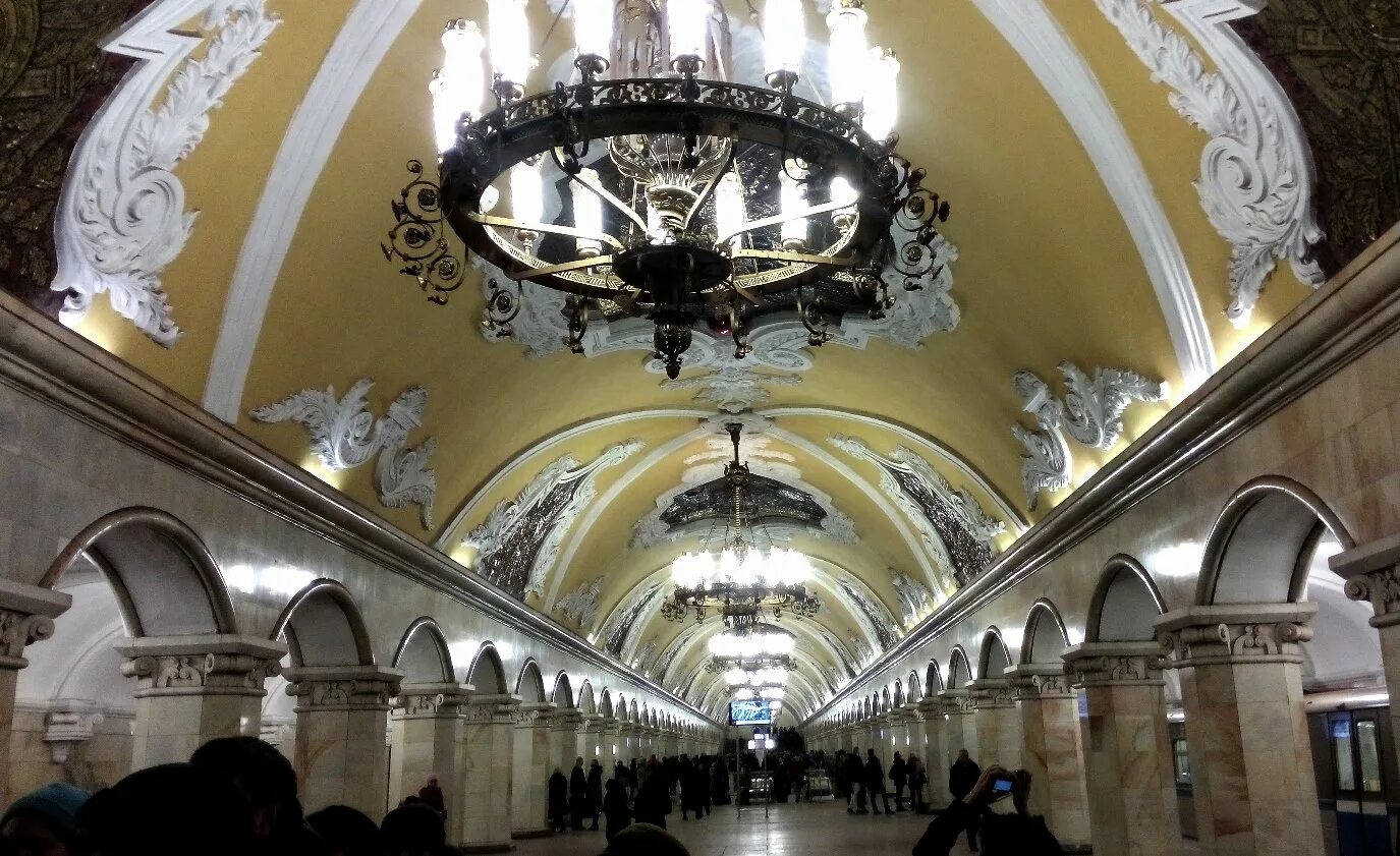 Метров вднх. Московский метрополитен станция вднх. станция метро вднх москва. станция вднх 1958. станция вднх москва.