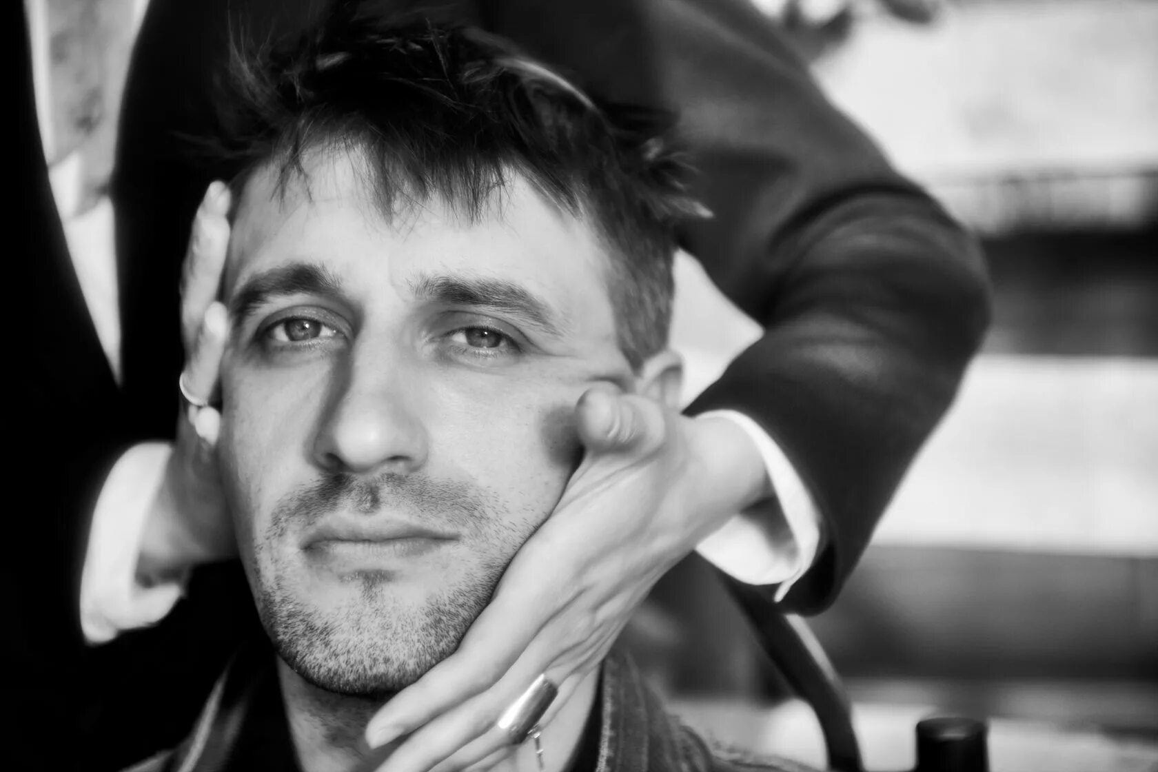 Высоцкий гамлет. Гамлет караев. Алеком гиннессом молодой. Сколько лет гамлету. Соперник гамлета.