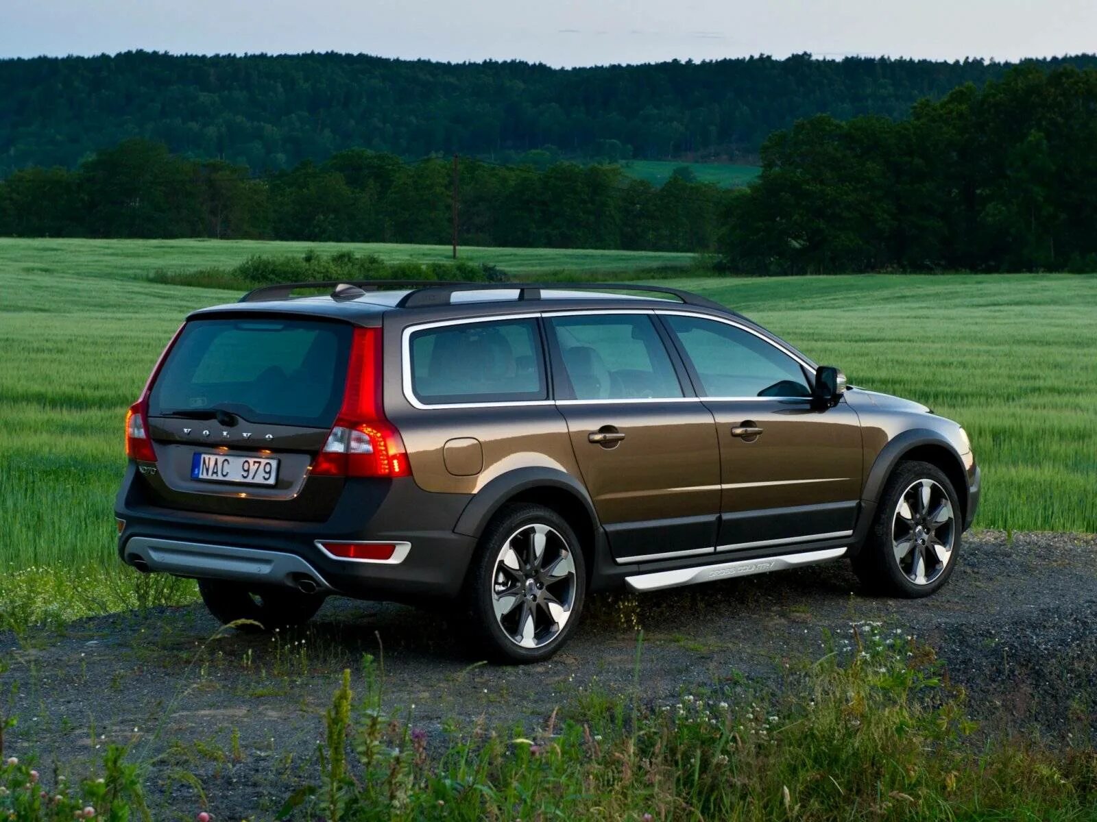 Volvo xc70. Volvo xc70 III. Вольво хс70 2012. Volvo 70 xc70.