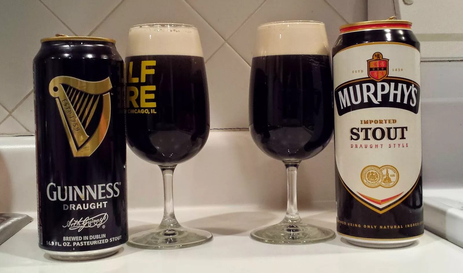 Стаут что это. Guinness Draught Stout с азотной капсулой. Мерфис Айриш Стаут пиво азотное. Пиво с азотной капсулой Мерфис. Гиннесс Стаут пиво с азотом.