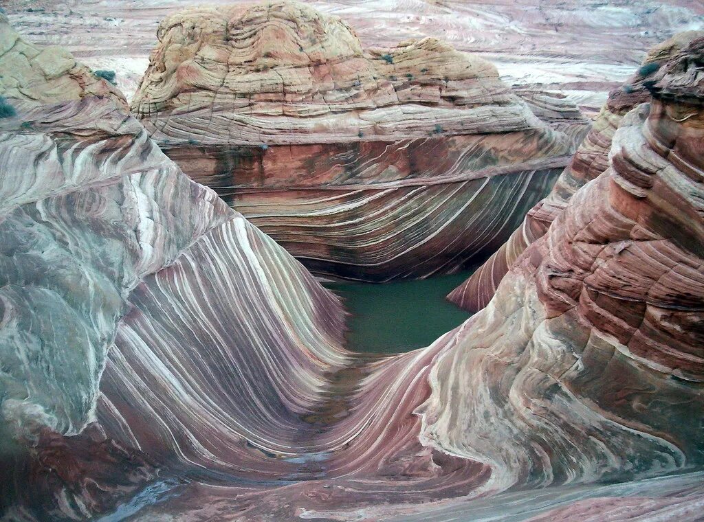 Unique view. Скальная формация волна Аризона. Каньон Аризонская волна. Каньон волны Аризона. Гранд каньон волны.