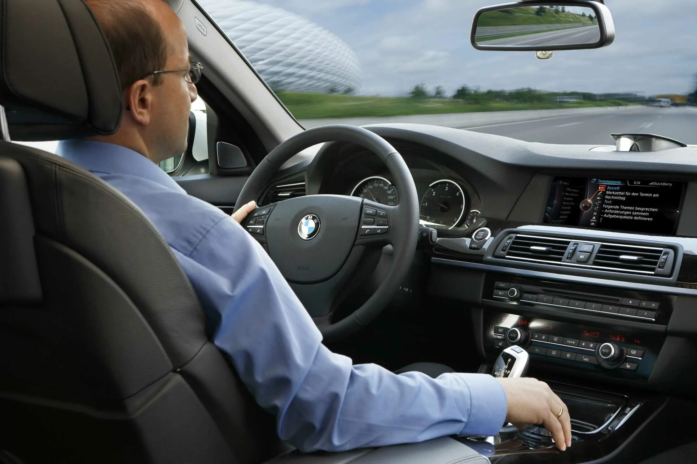 Успешный мужчина. Водители бмв в жизни. Bmw 5 series g30. Водители бмв в жизни. Водители бмв в жизни.