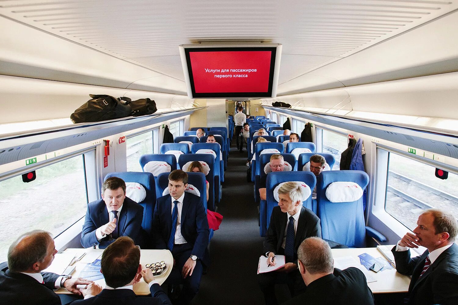 итальянские скоростные поезда. сапсан билеты. билет москва питер сапсан. сапсан поезд. сапсан москва санкт петербург отзывы.