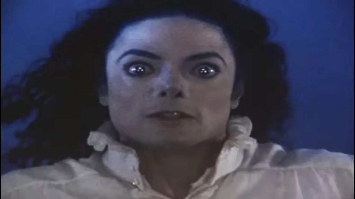Michael jackson 1997. Привидение 1997. Привидение 1997. Привидение 1997. Маленькое привидение 1997.