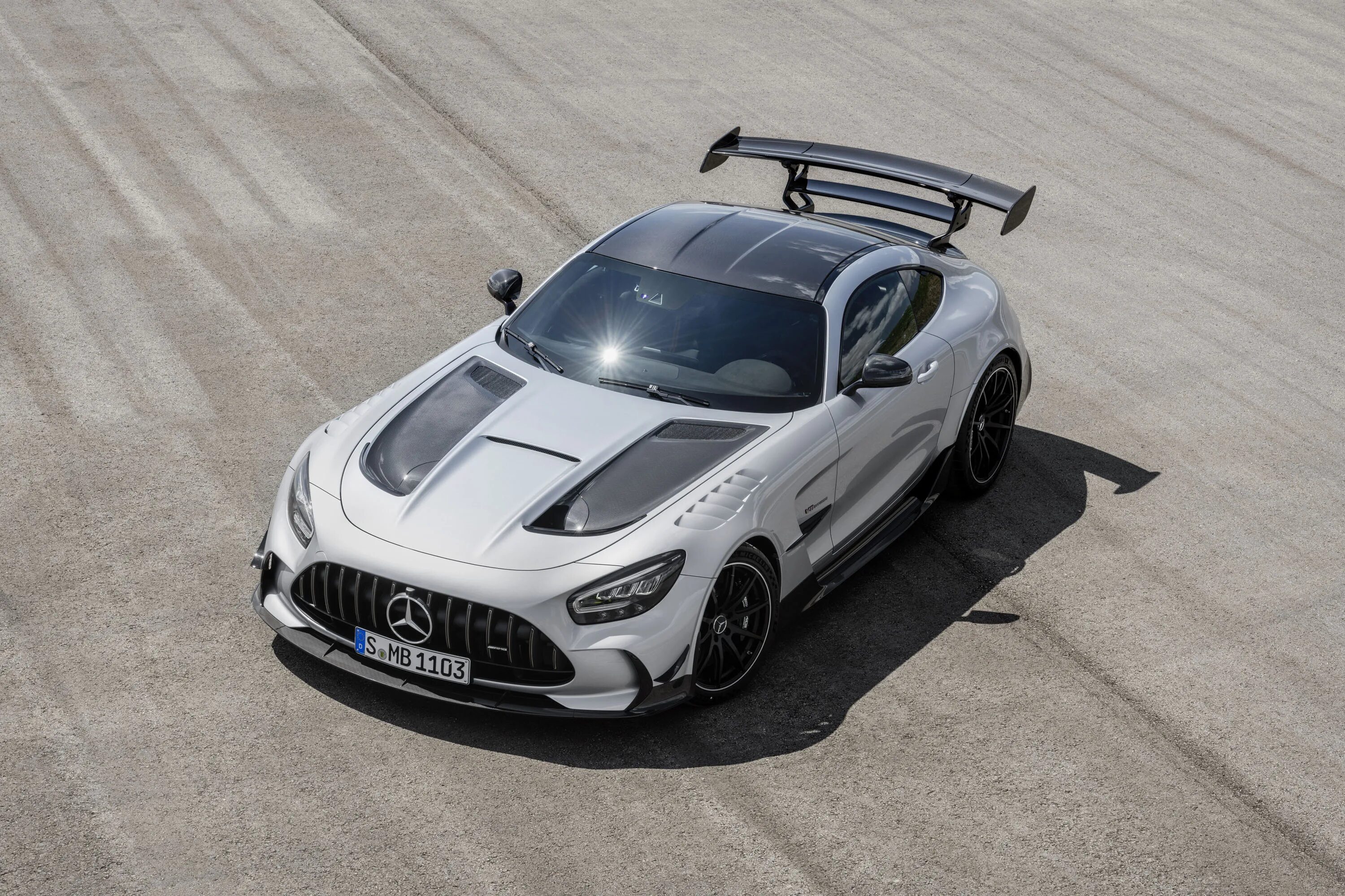 Самый быстрый амг. Мерседес амг гт. mercedes amg gt 2025. мерседес амг гт блэк сериес. mercedes benz amg gt3.