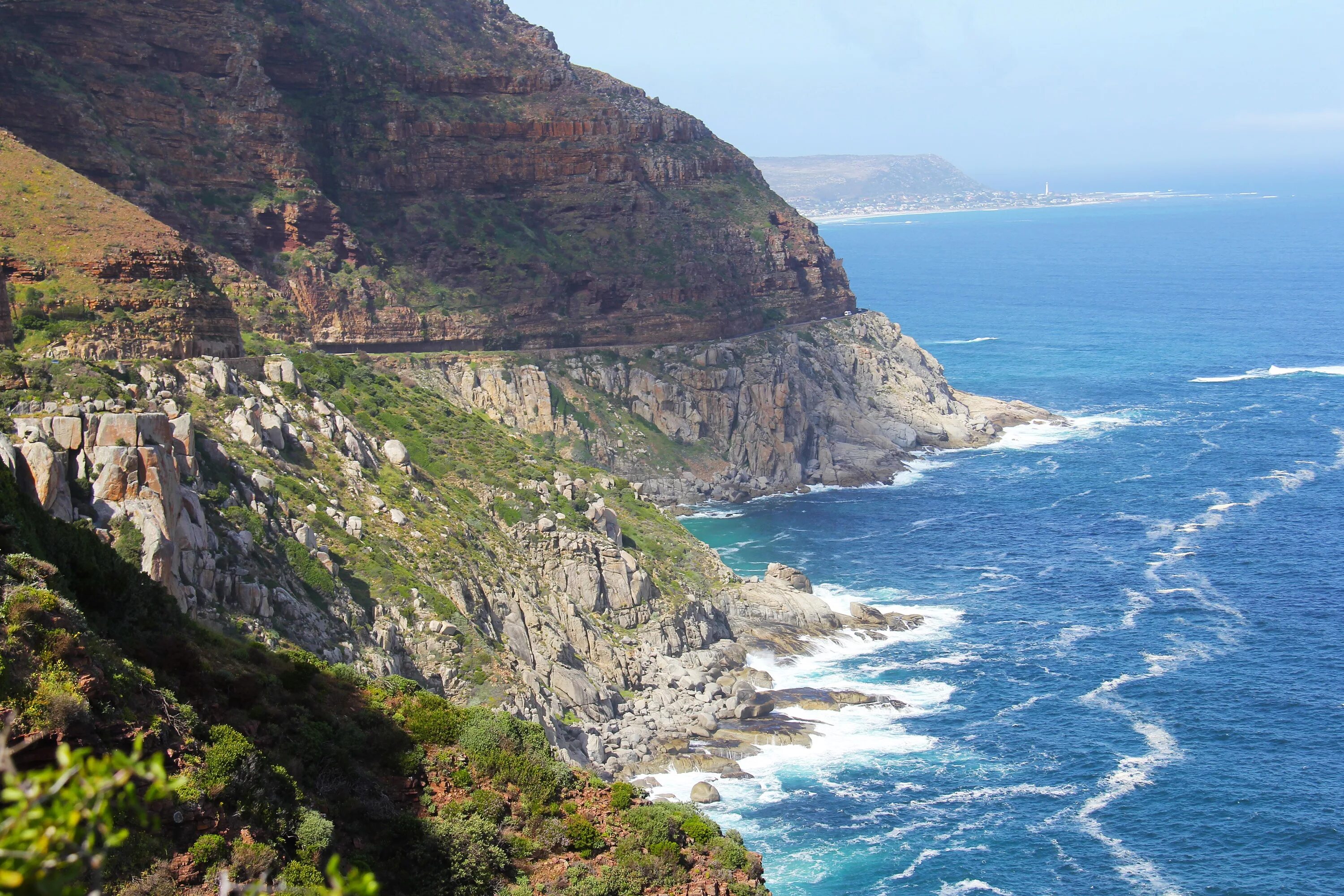Побережье юар. Пик чепмена юар. chapman peak cape town. дорога на пик чепмена, юар. утес юар.
