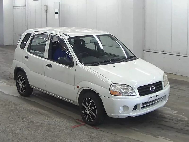 Купить сузуки 2003. Suzuki Swift ht51s. Сузуки Свифт 2003. Кузов Suzuki Swift ht51s. Сузуки Свифт ht51s 2000 год.