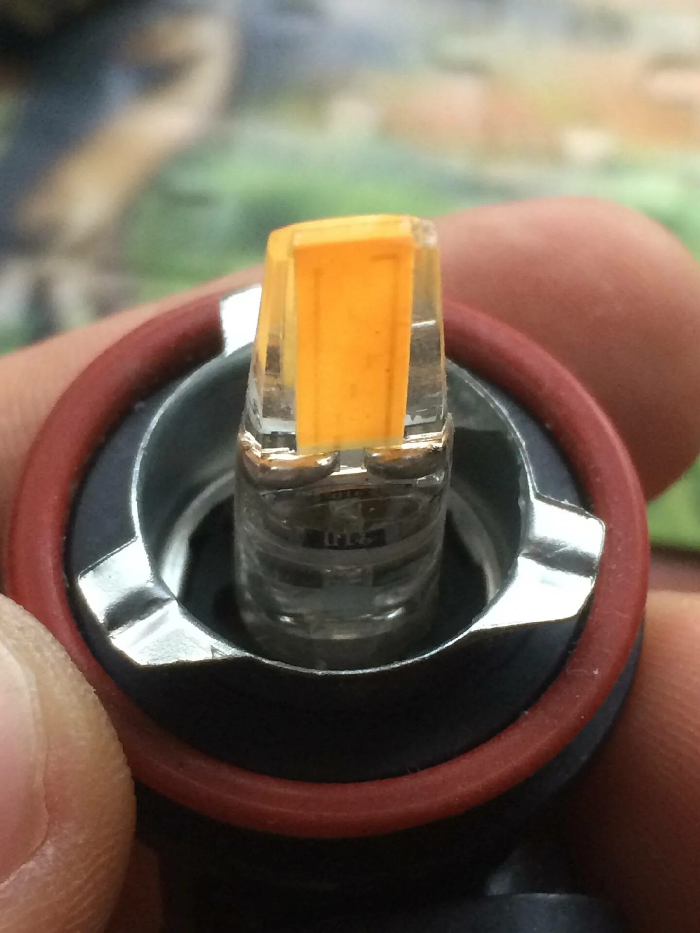 Лампа дхо лада калина 2. Лампочка хдо калина 2 цоколь. Патрон лампы дхо хёндай крета 2017г. Заменить лампу дхо. Лампочки ходовых огней lada granta 2013.