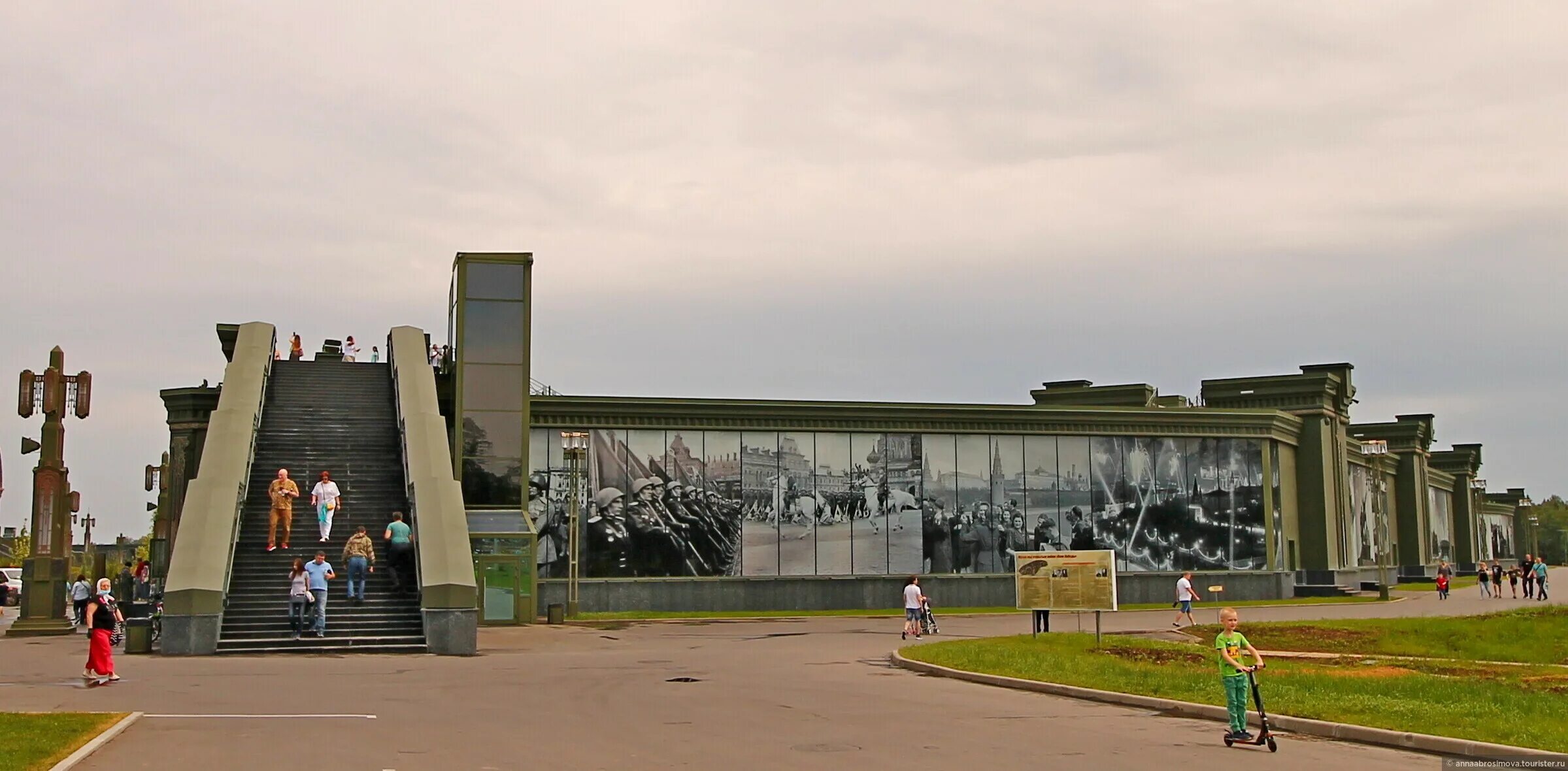 Парк Патриот мемориальный комплекс. Мемориальный комплекс Патриот Кубинка. Парк Патриот музей дорога памяти. Музей Вооружённых сил в Кубинке.