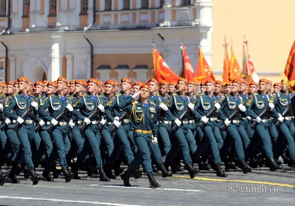 Военный парад в россии. Парад Победы МЧС России. МЧС парад 9 мая 2020 Москва. АГЗ МЧС парад. ЖДВ парад 2020.