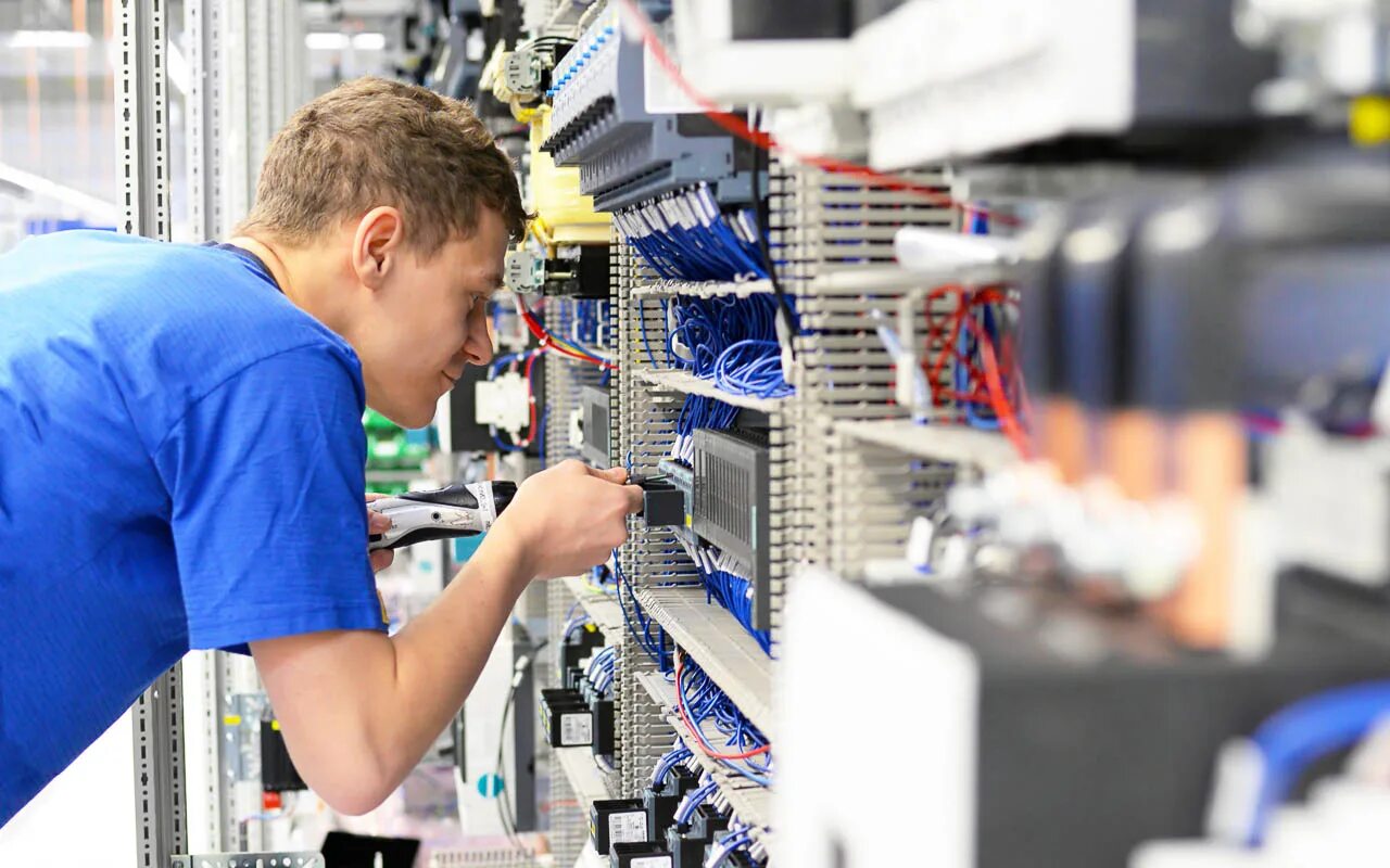 техник по автоматизации. техник по автоматизации. мехатроника. автоматизация производства. автоматизация техпроцессов и производств.