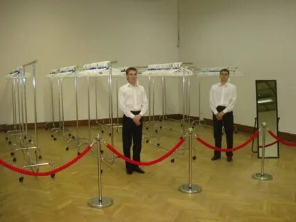 Работа гардеробщиком в москве