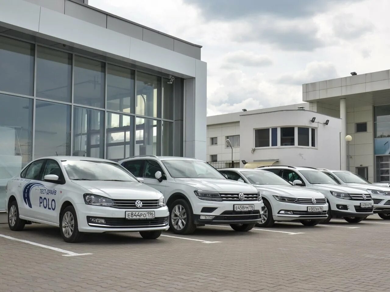 дилер фольксваген в екатеринбурге на металлургов. Volkswagen екатеринбург. автобан запад. фольксваген на металлургов екатеринбург. Volkswagen екатеринбург.