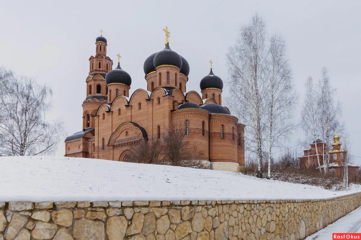 Успенский свято георгиевский. Успенский Свято-Георгиевский монастырь. Успенский Свято-Георгиевский мужской монастырь Уфа. Благовещенск Успенский Свято-Георгиевский монастырь. Успенский Свято-Георгиевский "святые кустики.