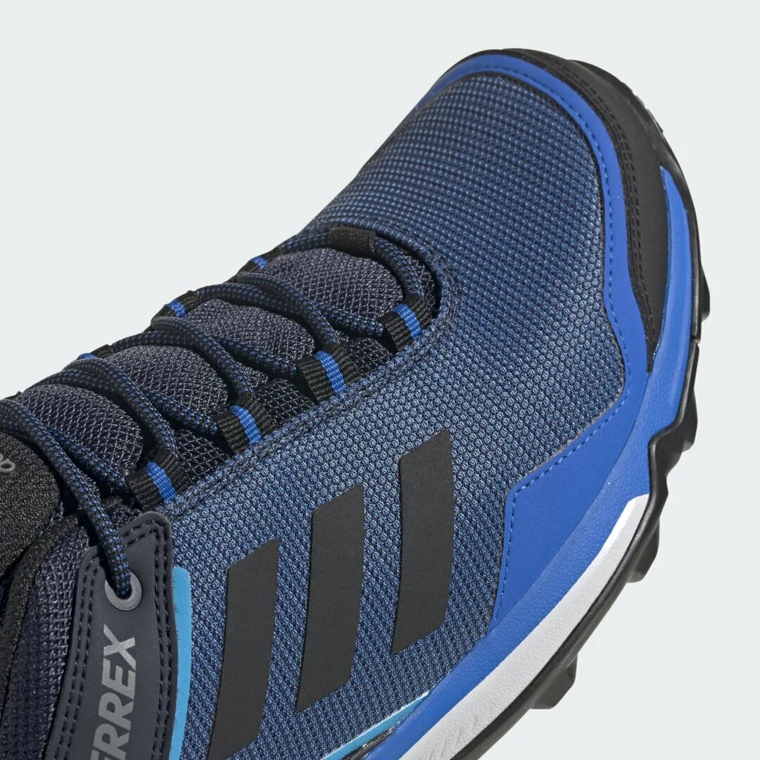 Термо кроссовки. Adidas Terrex GTX. Adidas Terrex Eastrail. Кроссовки adidas Terrex Eastrail. Кроссовки термо adidas Terrex.