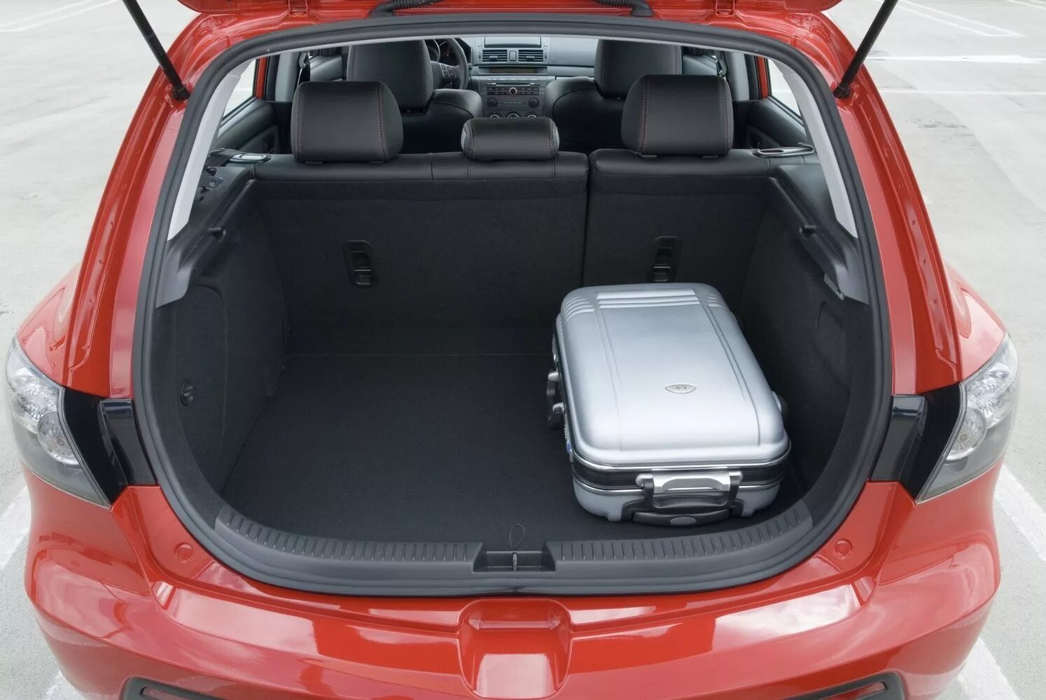 багажник мазда 3 мпс. мазда 3 2014 багажник седан. Mazda 3 хэтчбек багажник. мазда 3 хэтчбэк багажник. мазда 3 хэтчбек 2008 багажник.