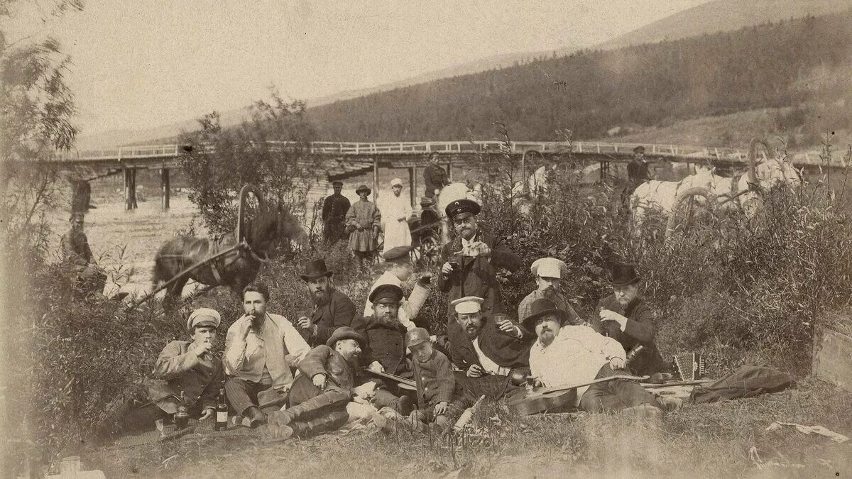 Енисейская губерния 19 века. Крестьяне переселенцы сибирь 19 век. Село шушенское енисейской губернии 20 век. Крестьяне переселенцы сибирь 20 век. Столыпинские переселенцы в сибирь 1907.