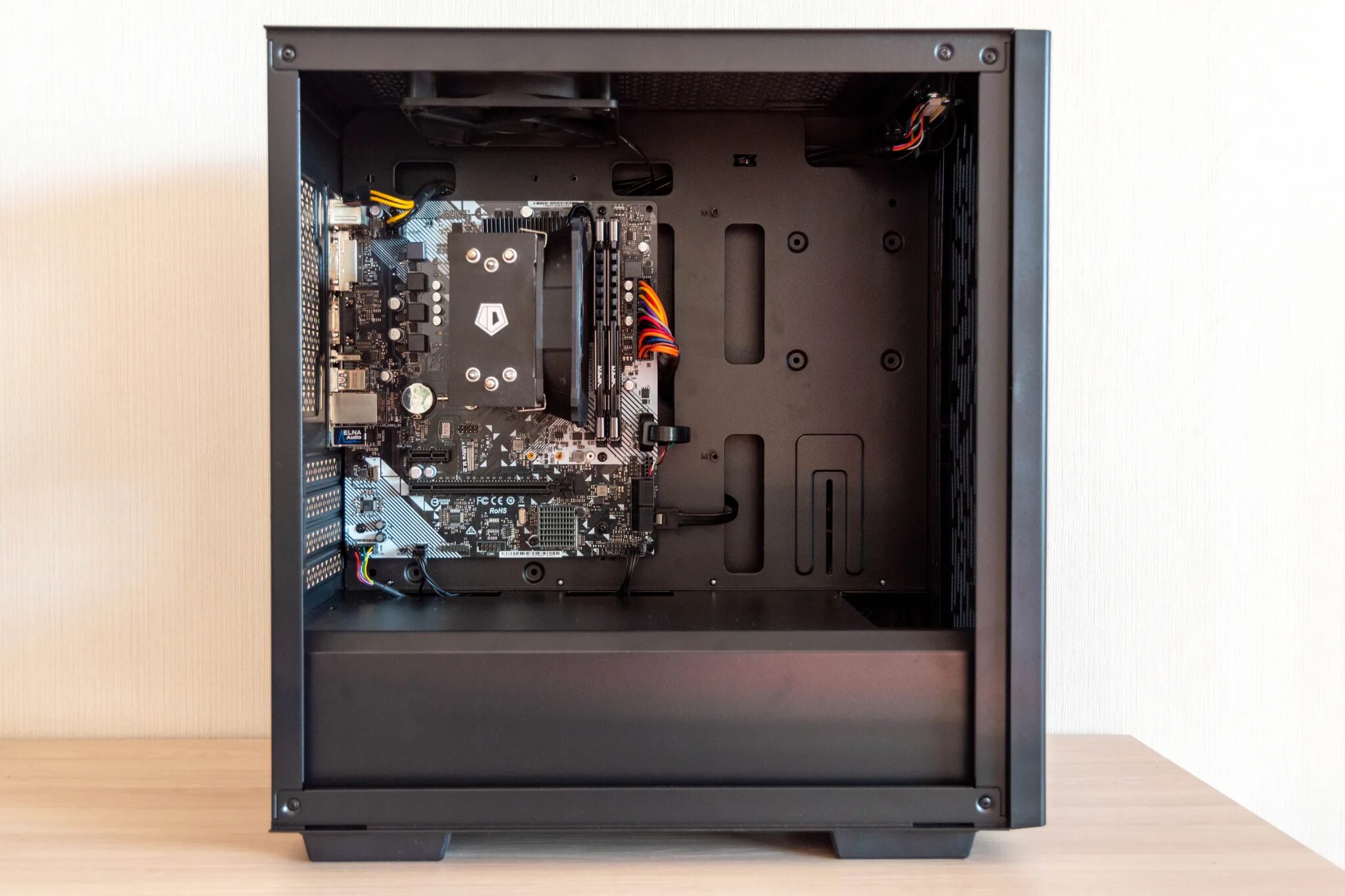 Deepcool matrexx matx. Корпус matx deepcool matrexx 40,. deepcool matrix 40 корпус. deepcool matrexx 40 black. deepcool matx matrexx 30.