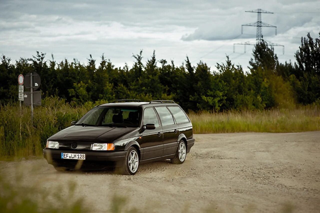 Пассат б3 универсал. Фольксваген Пассат б3. VW Passat b3 универсал. Volkswagen Passat б3 универсал. Пассат б3 москва