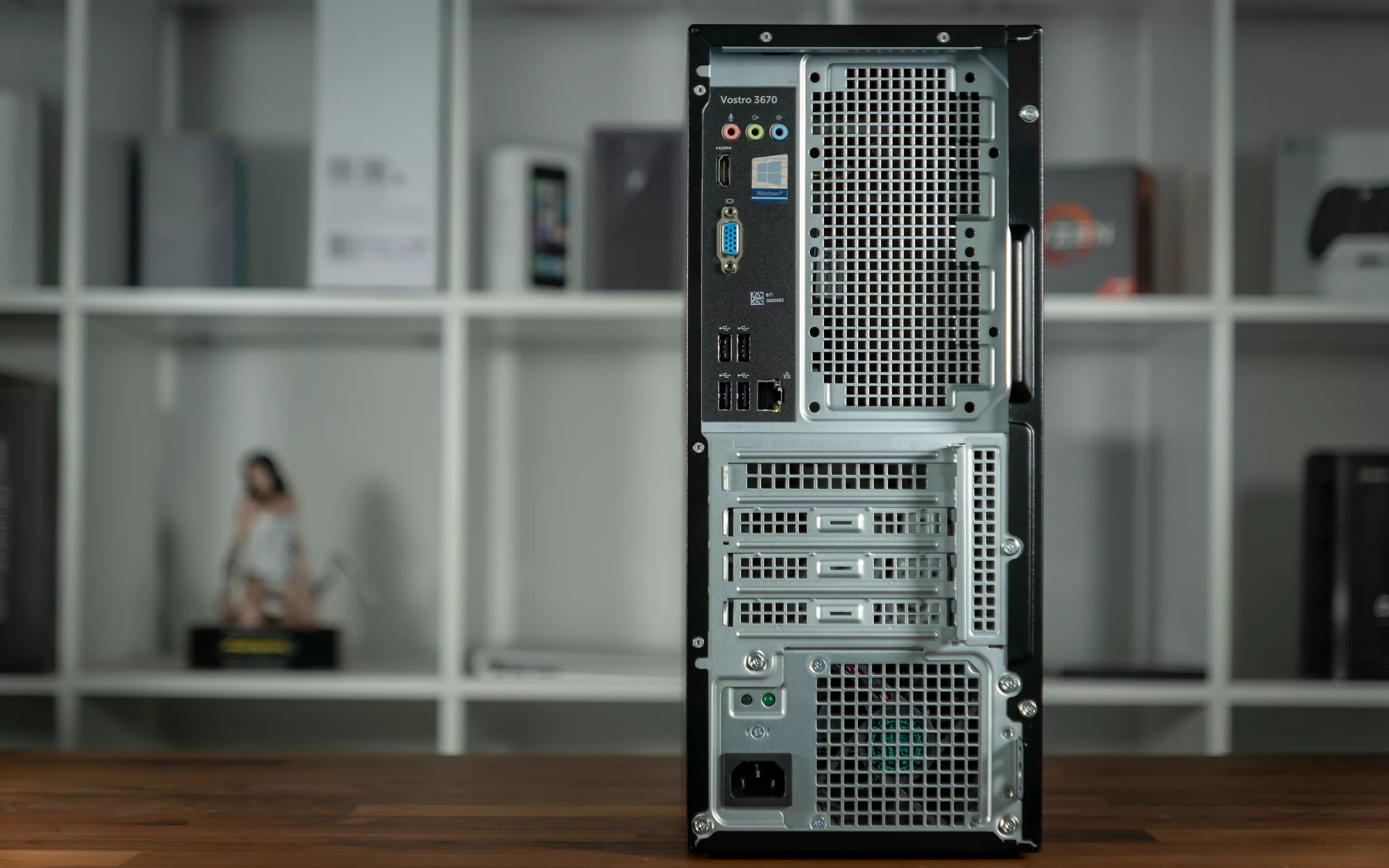 Сп 3670 2025. Пк dell vostro 3670. компьютер dell vostro 3670. vostro 3670 корпус. компьютер dell 3670 imhct8u.
