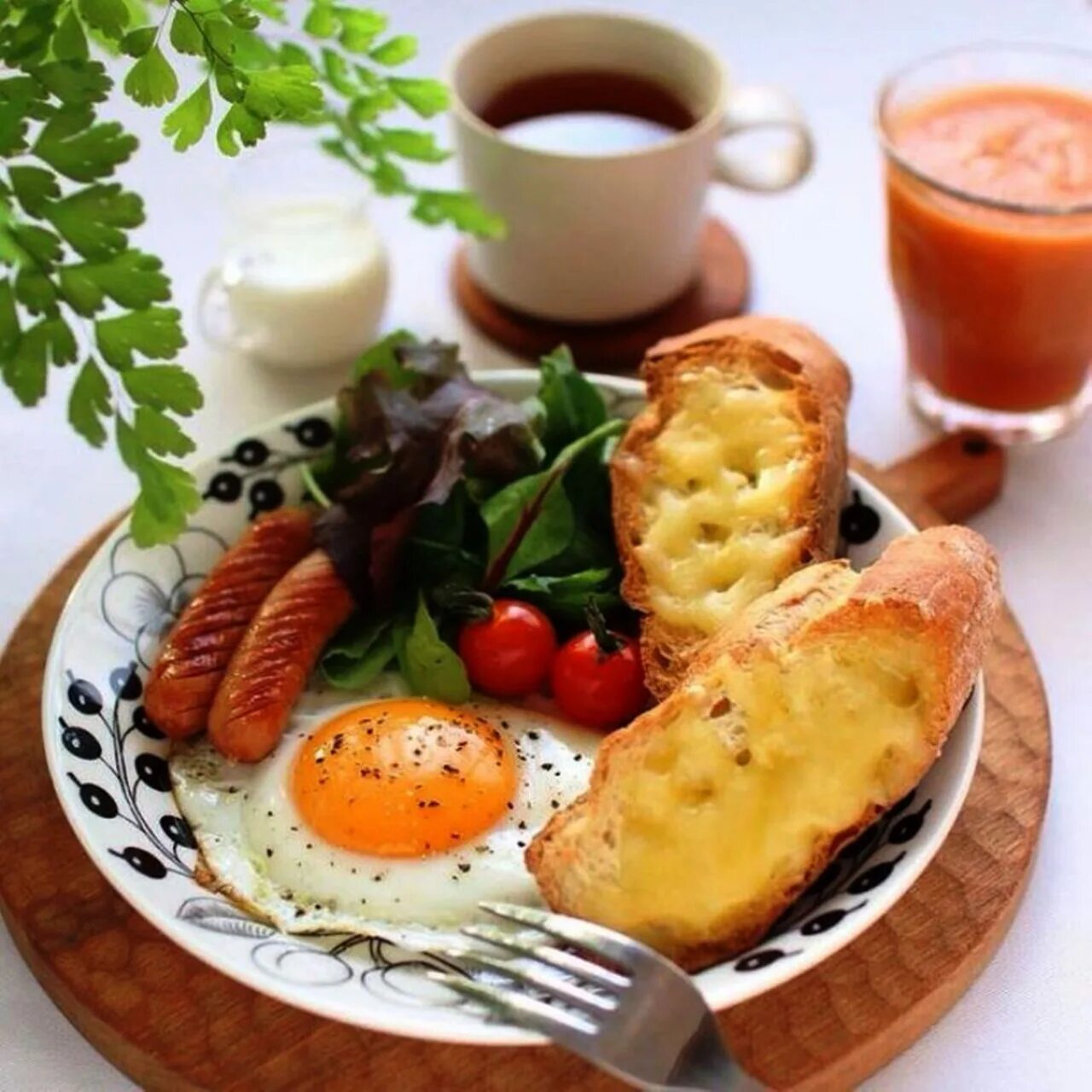 Вкусный завтрак. Завтрак картинки. Утренний завтрак. Красивый завтрак. Что можно поесть днем