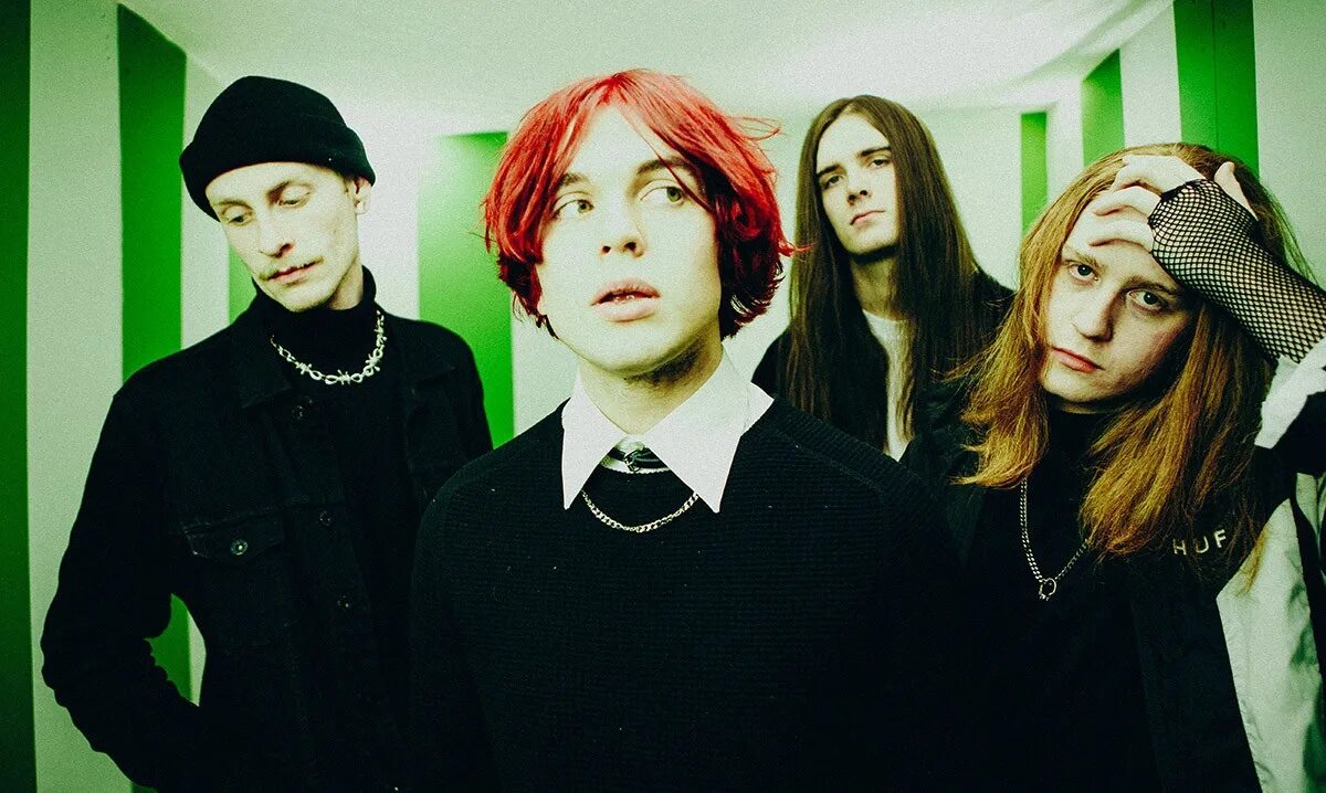 Example static. Олли эпплярд. static dress. static dress группа. brian wille of currents.