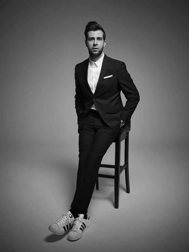 #michaelscottslosar #alyssapizermanagement #advertising #fashion #lifestyle #edi