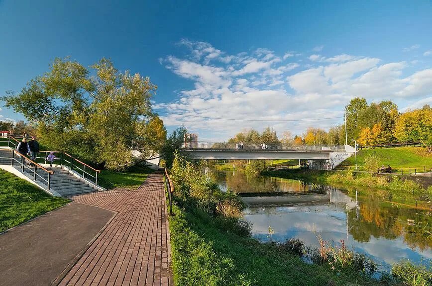 Парк река Яуза Бабушкинская. Парк Яуза в Медведково. Парк Яуза Свиблово. Река Яуза Медведково.