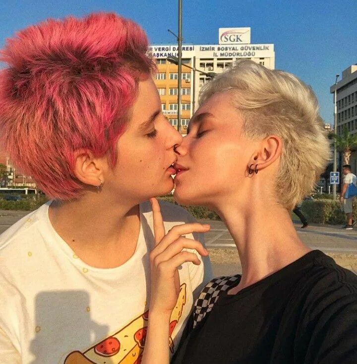 Lesbians short