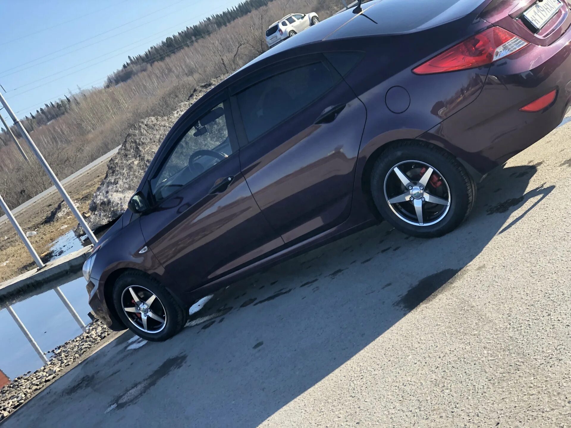 Диски на солярис r15. Литье hyundai solaris r15. диски на хёндай солярис r15 звезда. литые диски на хендай солярис r15. r 15 литье на черный солярис.